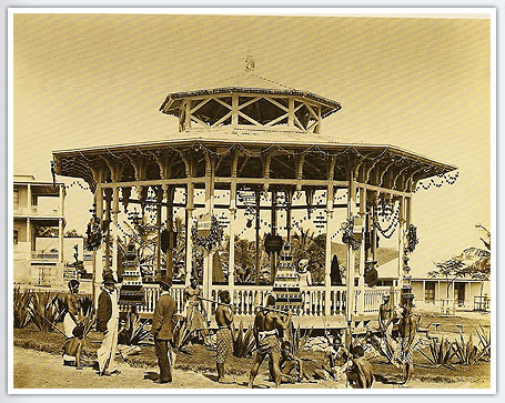 kiosque-1881small.jpg