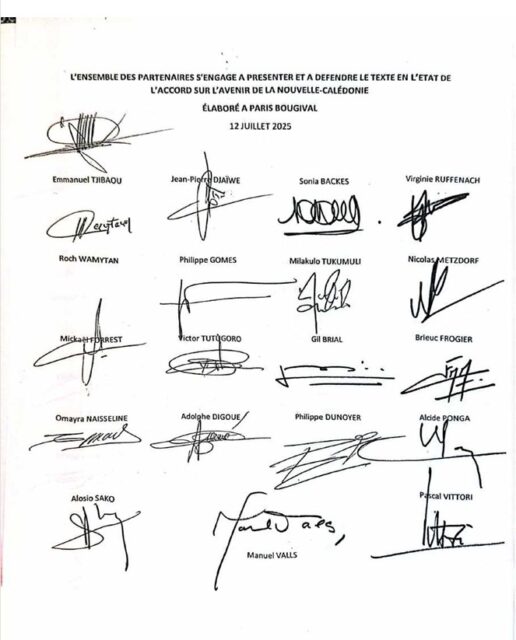 signataires-accord-bougival.jpg